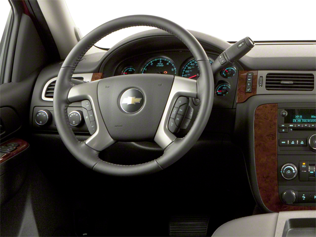 2013 Chevrolet Avalanche LTZ photo 3