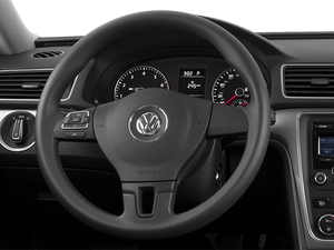 2014 Volkswagen Passat SE w/Sunroof
