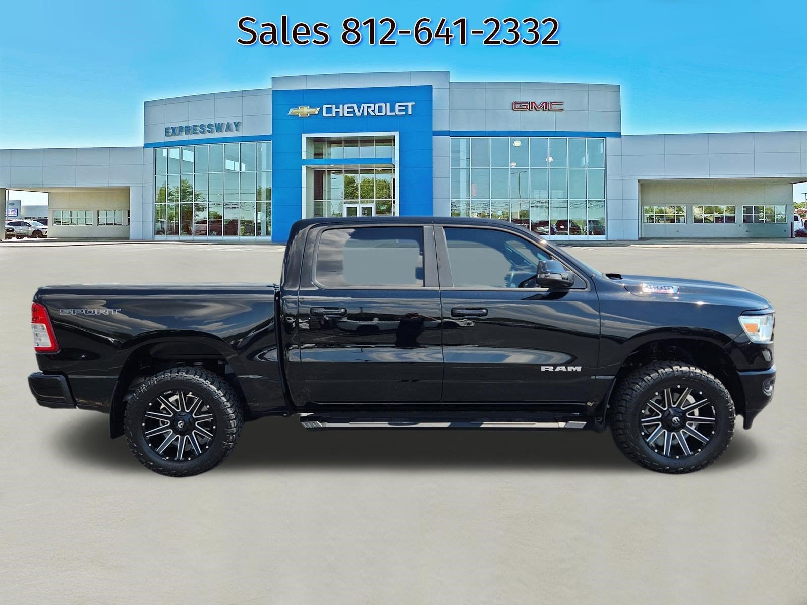 2023 RAM 1500 Big Horn Crew Cab 4x4 5'7" Box