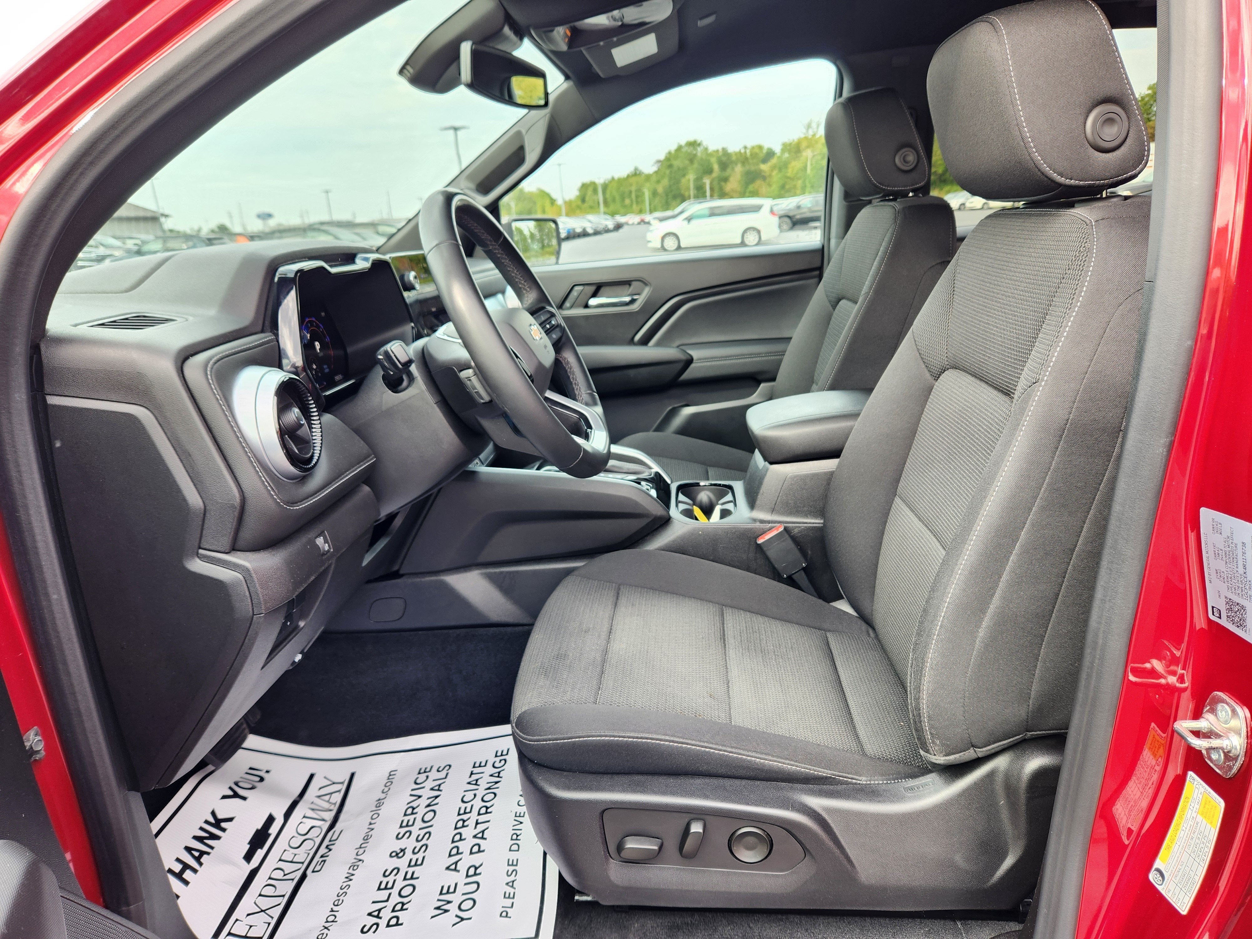 2024 Chevrolet Colorado LT