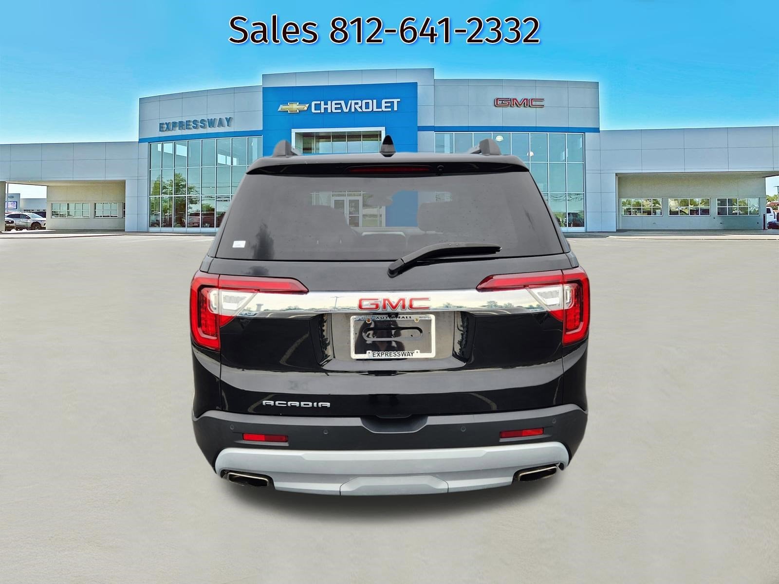 2023 GMC Acadia SLT
