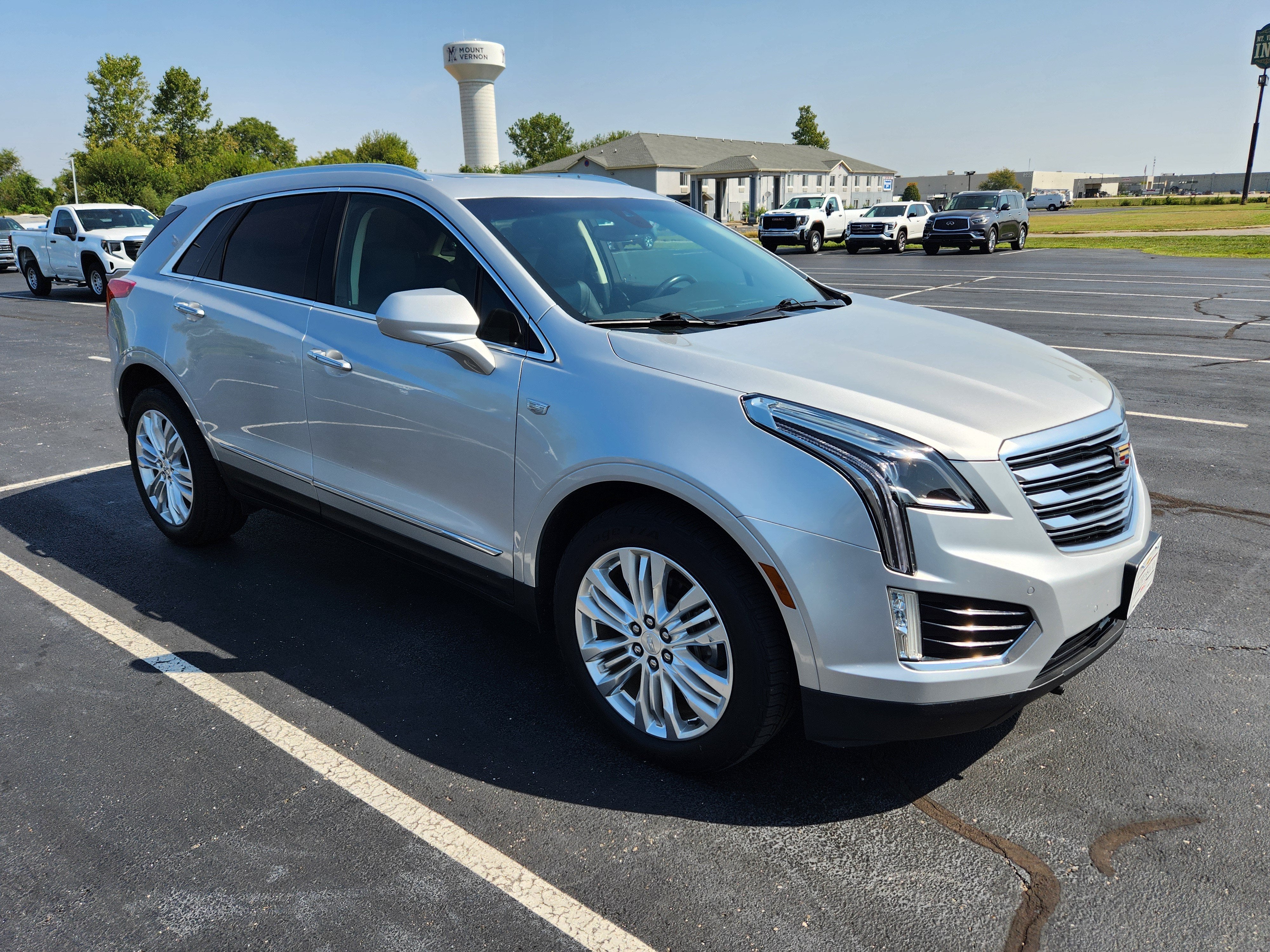 2019 Cadillac XT5 Premium Luxury FWD