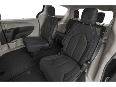2022 Chrysler Pacifica Limited AWD
