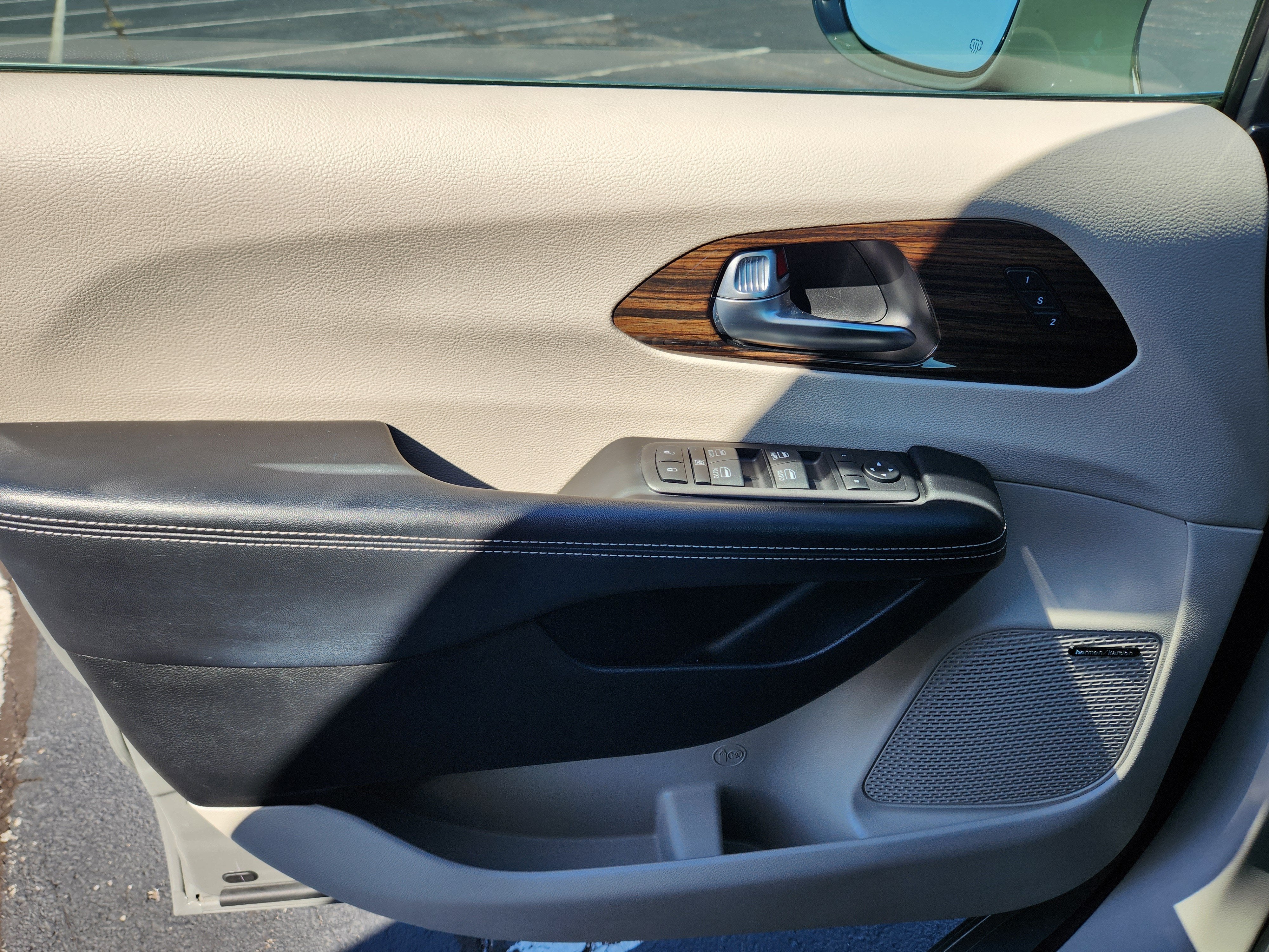 2022 Chrysler Pacifica Limited AWD