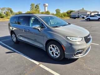 2022 Chrysler Pacifica Limited AWD