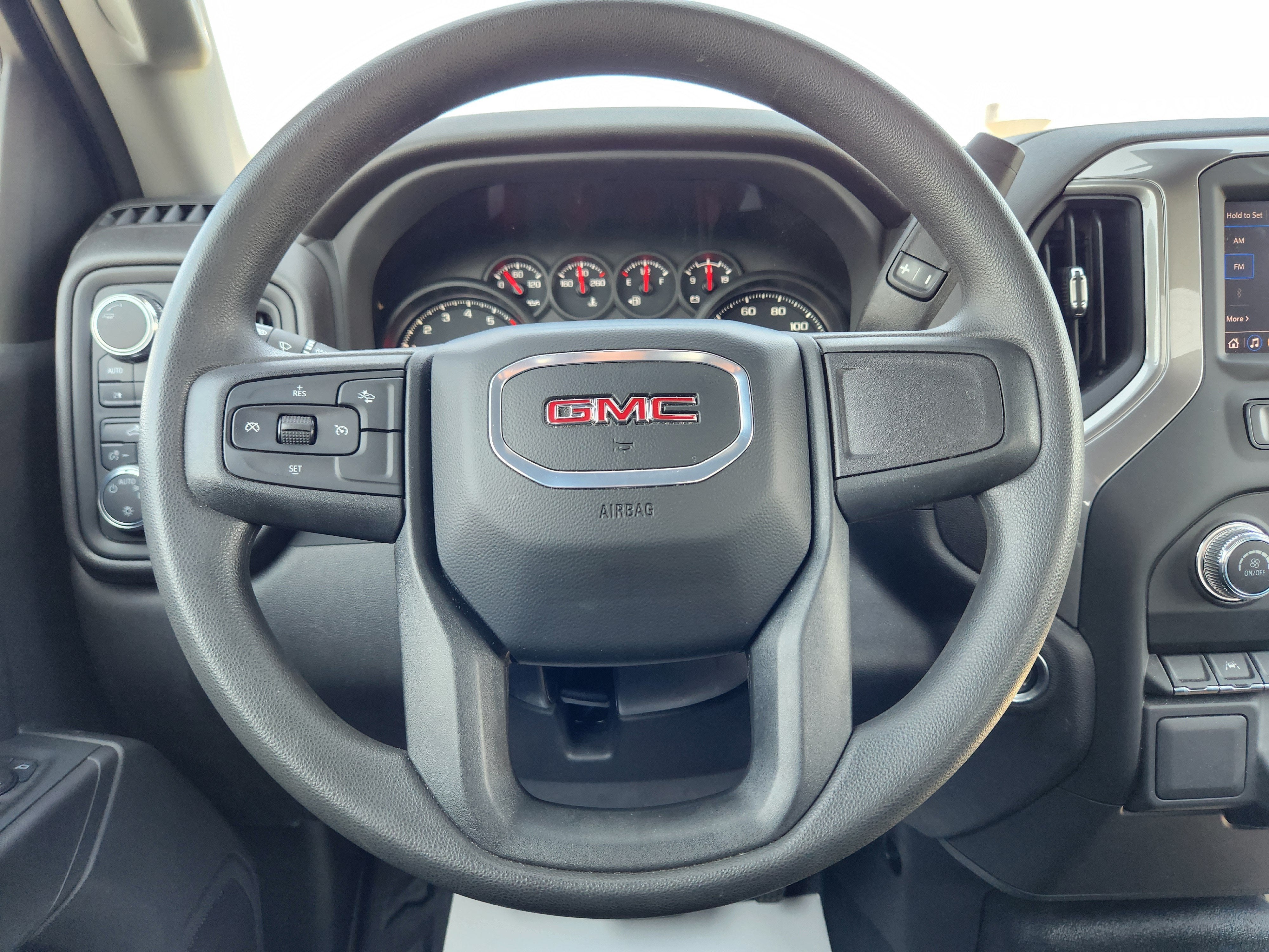 2024 GMC Sierra 1500 Pro
