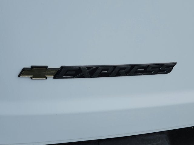 2023 Chevrolet Express Passenger LS