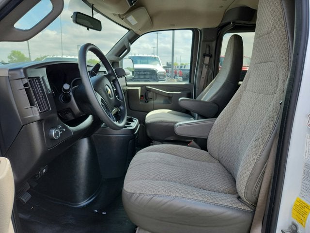 2023 Chevrolet Express Passenger LS