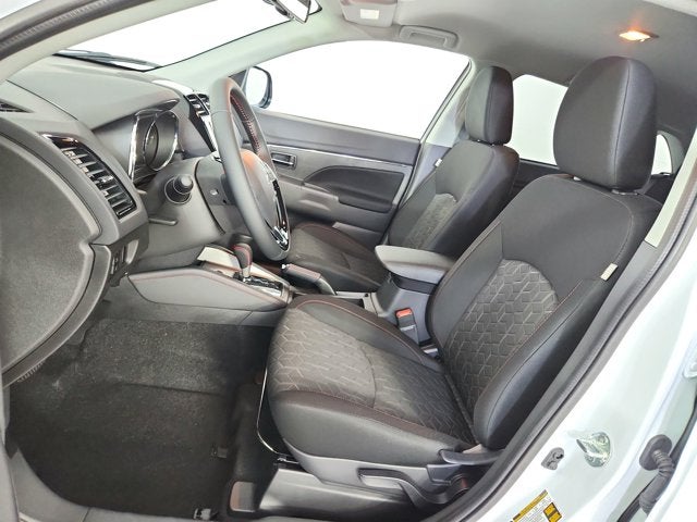 2025 Mitsubishi Outlander Sport LE