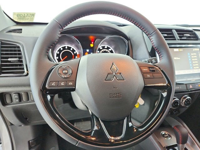 2025 Mitsubishi Outlander Sport LE