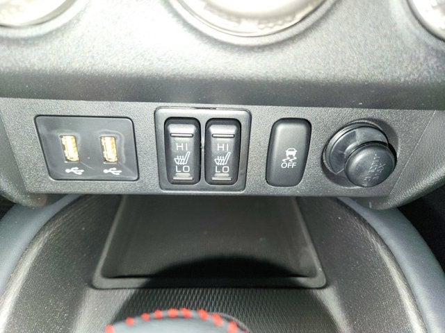 2025 Mitsubishi Outlander Sport LE