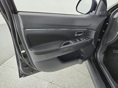 2024 Mitsubishi Outlander Sport SE