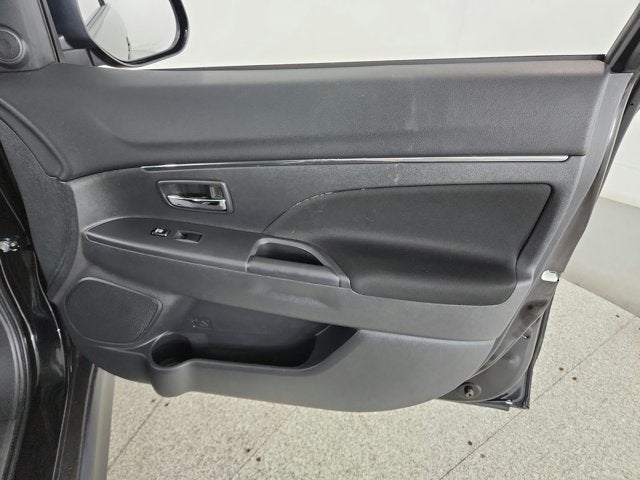 2024 Mitsubishi Outlander Sport SE