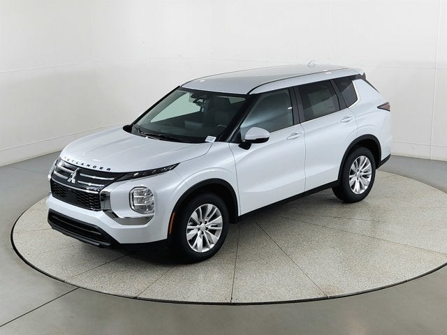 2026 Mitsubishi Outlander ES