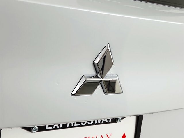 2026 Mitsubishi Outlander Base