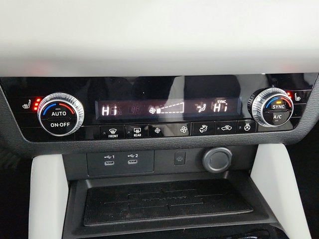 2026 Mitsubishi Outlander Base