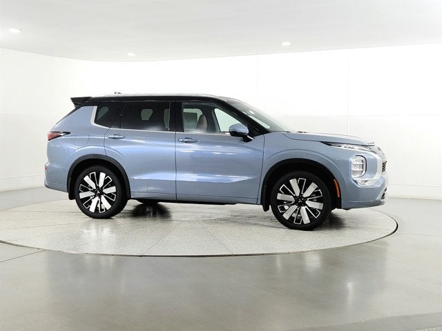 2026 Mitsubishi Outlander SEL