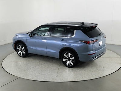 2026 Mitsubishi Outlander SEL