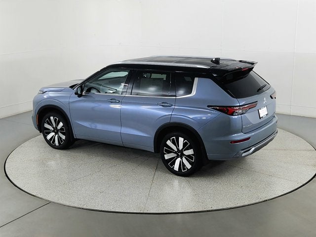 2026 Mitsubishi Outlander SEL