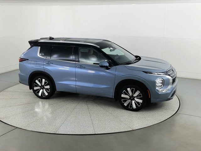 2026 Mitsubishi Outlander SEL