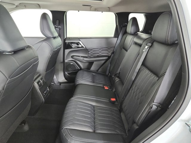 2026 Mitsubishi Outlander SEL