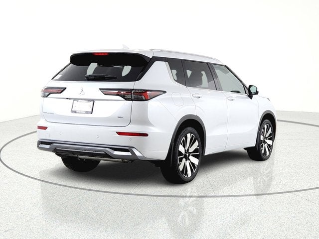 2026 Mitsubishi Outlander SEL