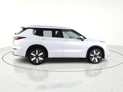 2026 Mitsubishi Outlander SEL