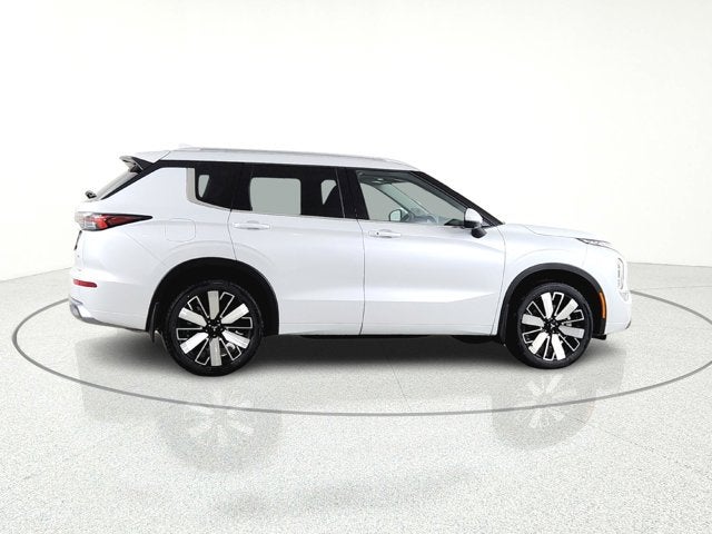 2026 Mitsubishi Outlander SEL