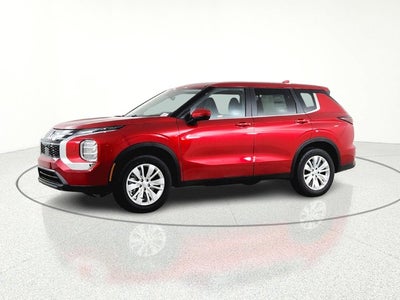 2026 Mitsubishi Outlander ES