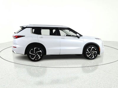 2022 Mitsubishi Outlander SEL