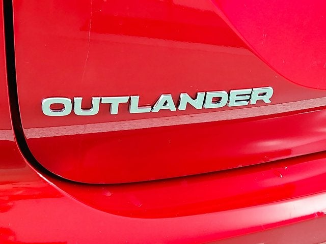 2025 Mitsubishi Outlander SE