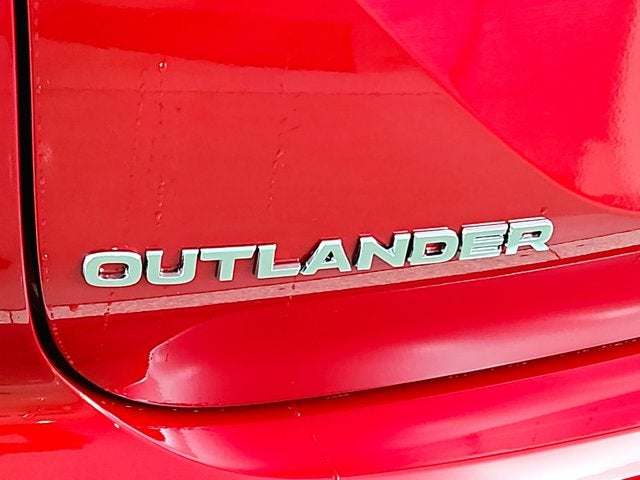 2026 Mitsubishi Outlander Base