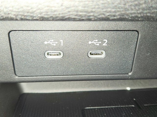 2026 Mitsubishi Outlander Base