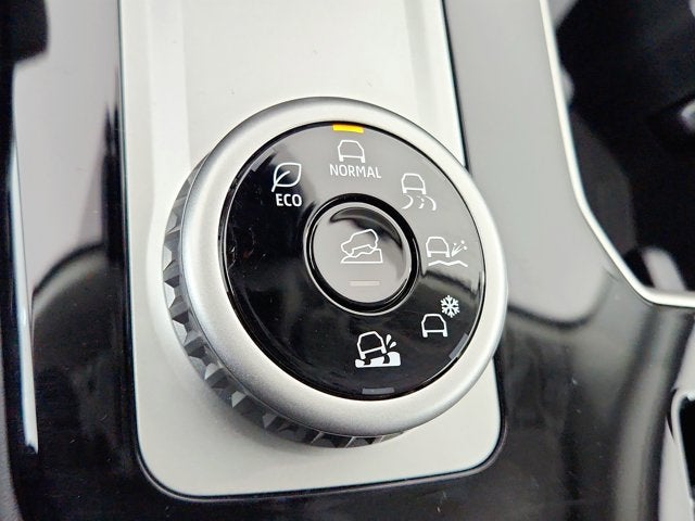 2026 Mitsubishi Outlander Base