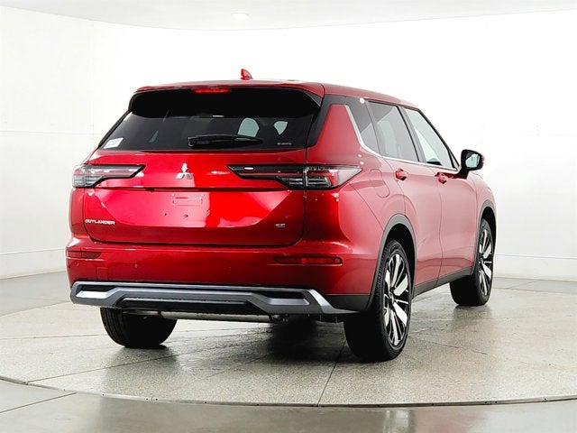 2026 Mitsubishi Outlander Base
