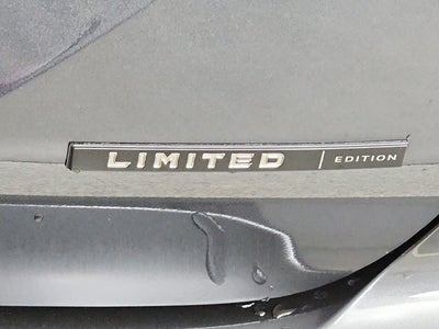 2027 Mitsubishi Outlander LE