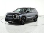 2027 Mitsubishi Outlander LE