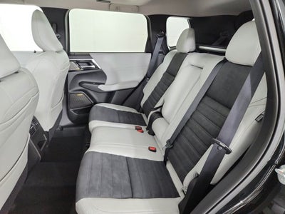 2026 Mitsubishi Outlander SE