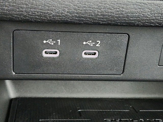 2026 Mitsubishi Outlander Base