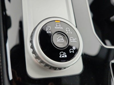 2026 Mitsubishi Outlander Base