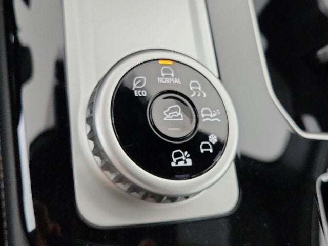 2026 Mitsubishi Outlander Base