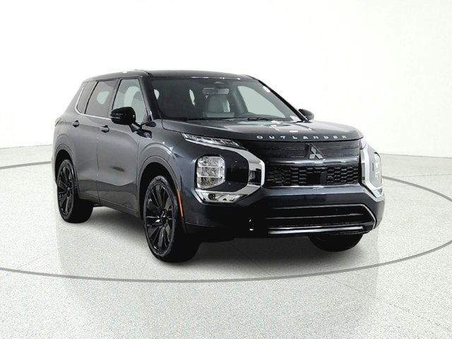 2026 Mitsubishi Outlander LE