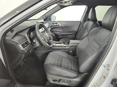 2026 Mitsubishi Outlander LE