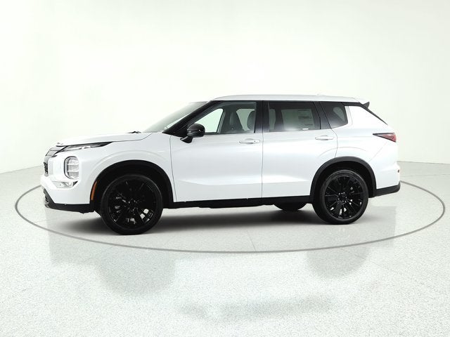 2026 Mitsubishi Outlander LE