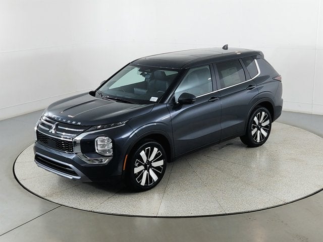 2026 Mitsubishi Outlander Base