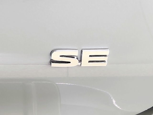 2026 Mitsubishi Outlander Base