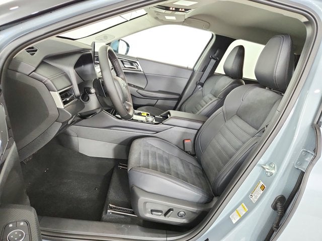 2026 Mitsubishi Outlander Base