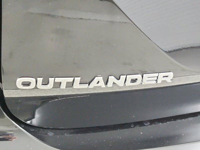 2026 Mitsubishi Outlander SE