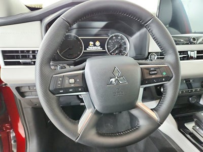 2026 Mitsubishi Outlander LE