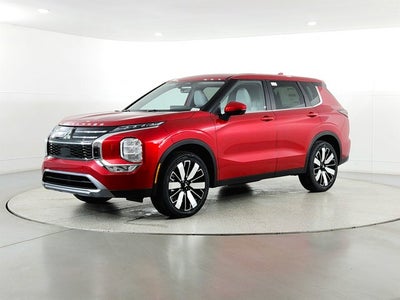 2026 Mitsubishi Outlander LE